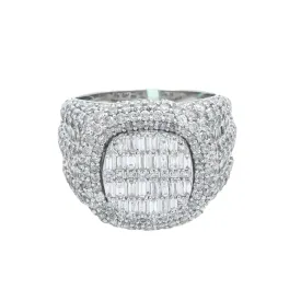 10K GOLD BAGUETTE AND ROUND CLUSTER DIAMOND RING 5.35 CT