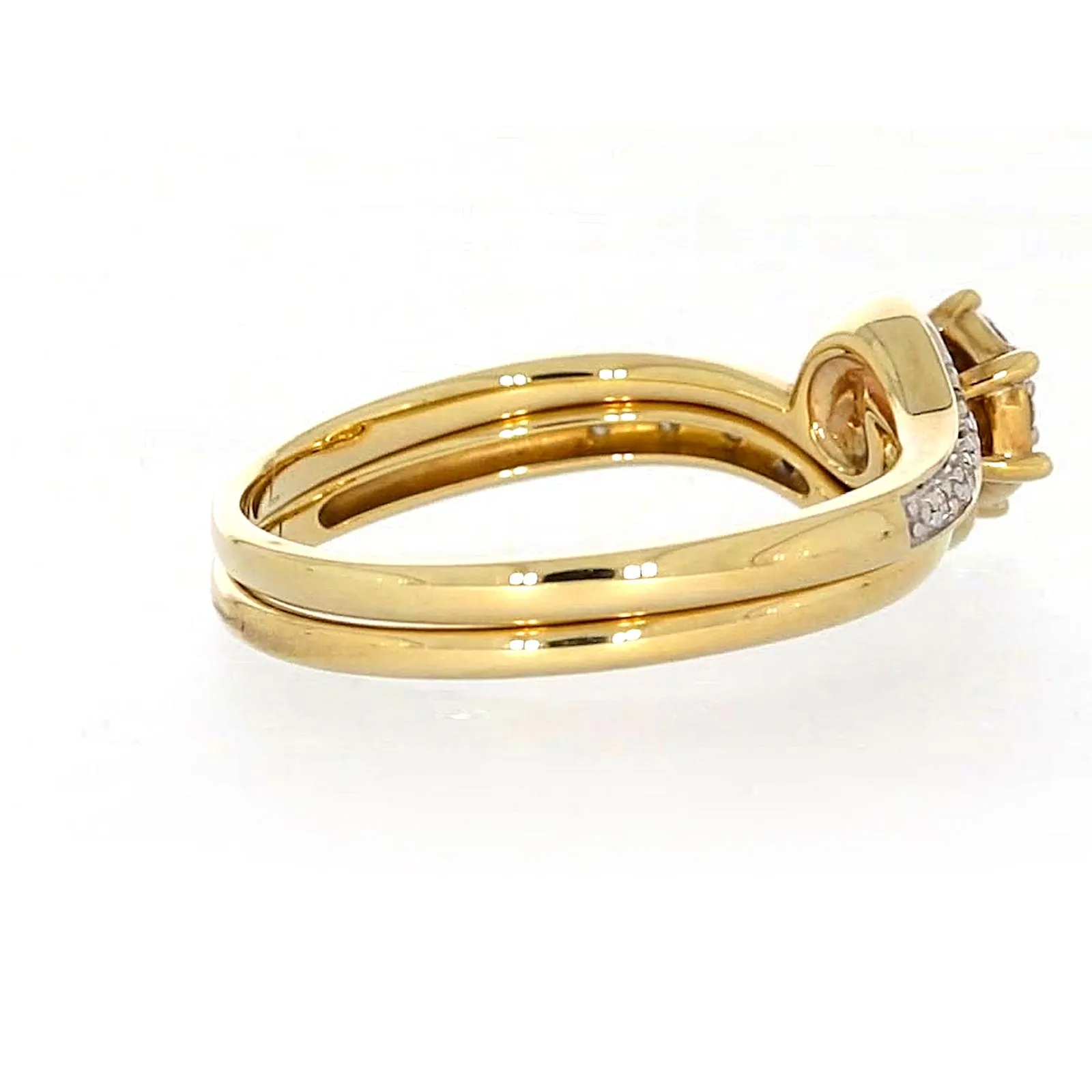 9ct Yellow Gold Round Brilliant Cut with 0.15 CARAT tw of Diamonds Ring