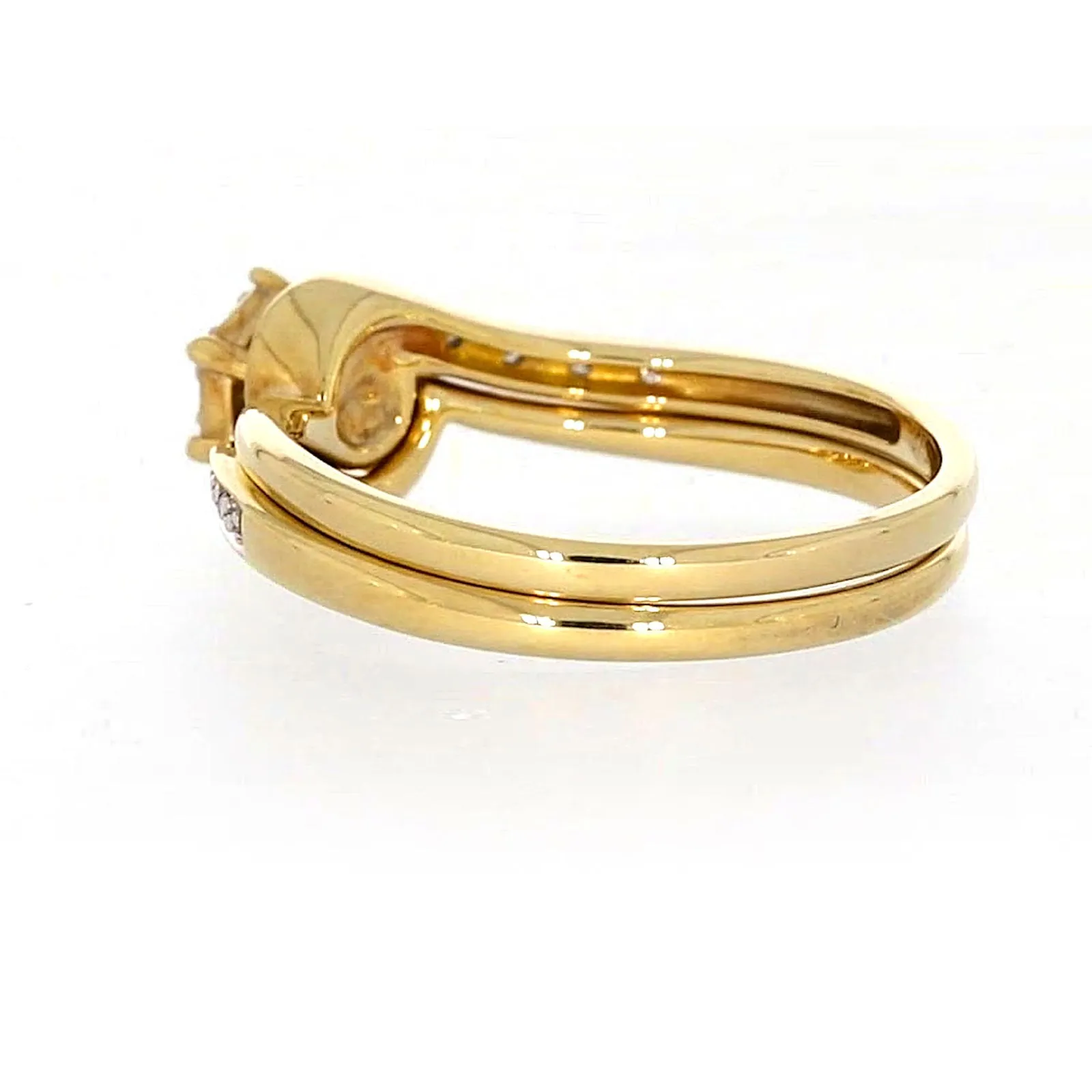 9ct Yellow Gold Round Brilliant Cut with 0.15 CARAT tw of Diamonds Ring
