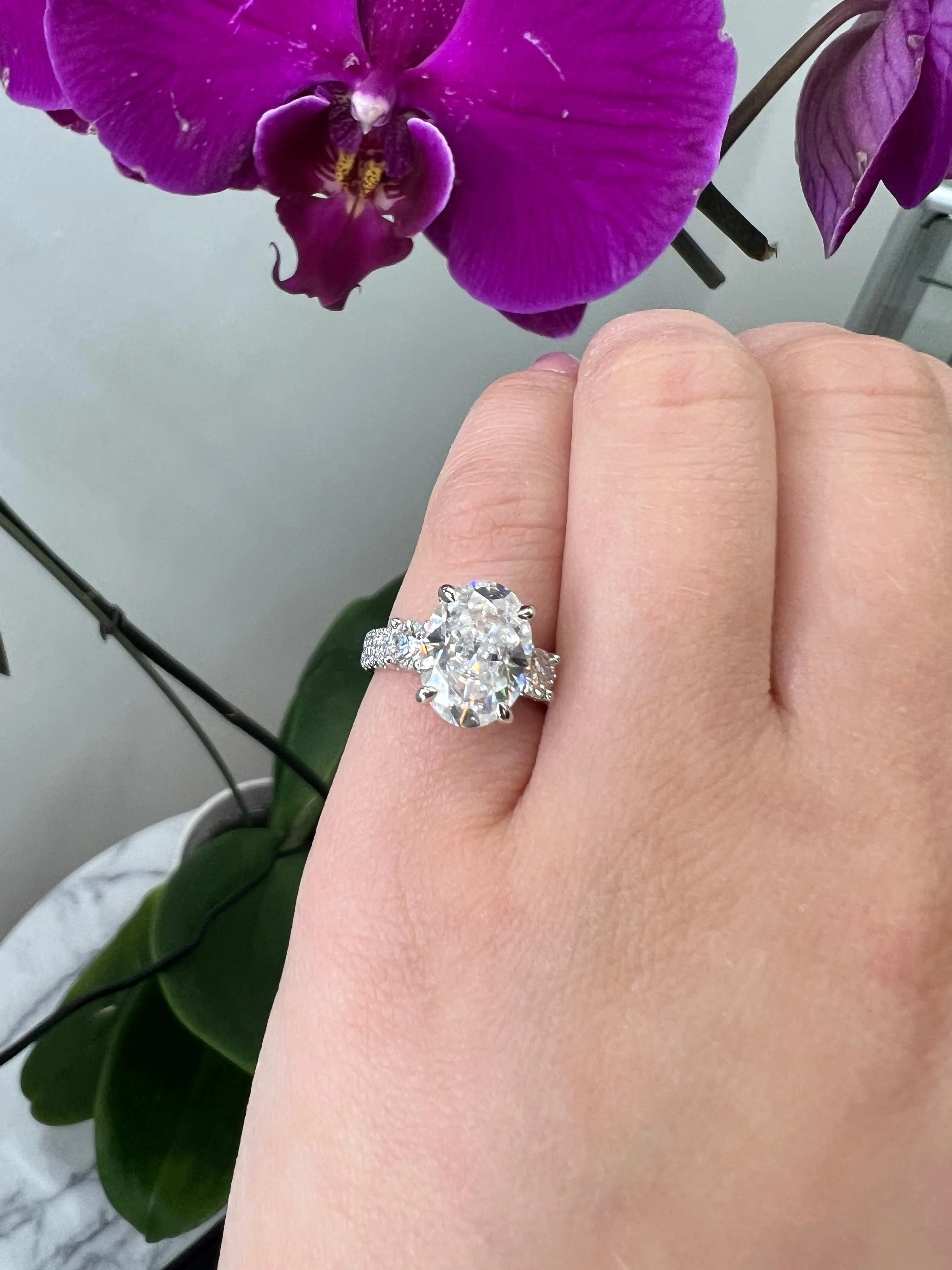 Farra - Double Row Accented Round & Oval Engagement Ring