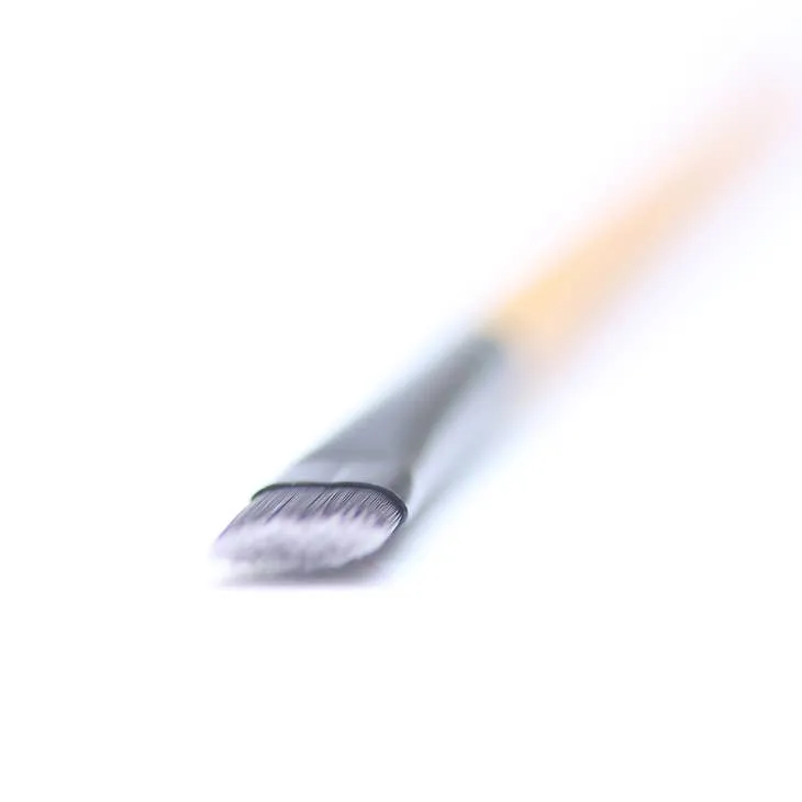Flawless Brow/Eyeliner Bamboo Makeup Brush