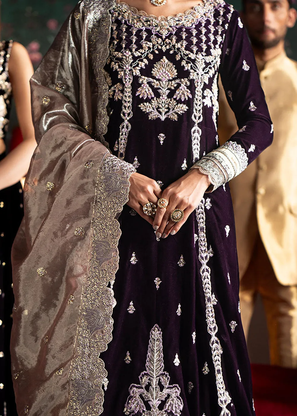 Niloufer Velvet Edit '23 by Mushq | SHIRIN