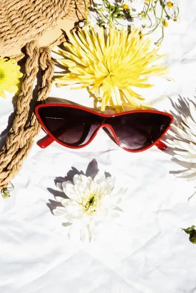 Retro Cat-Eye Sunglasses - Red