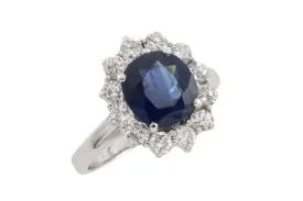 Sapphire and diamond cluster ring in white gold